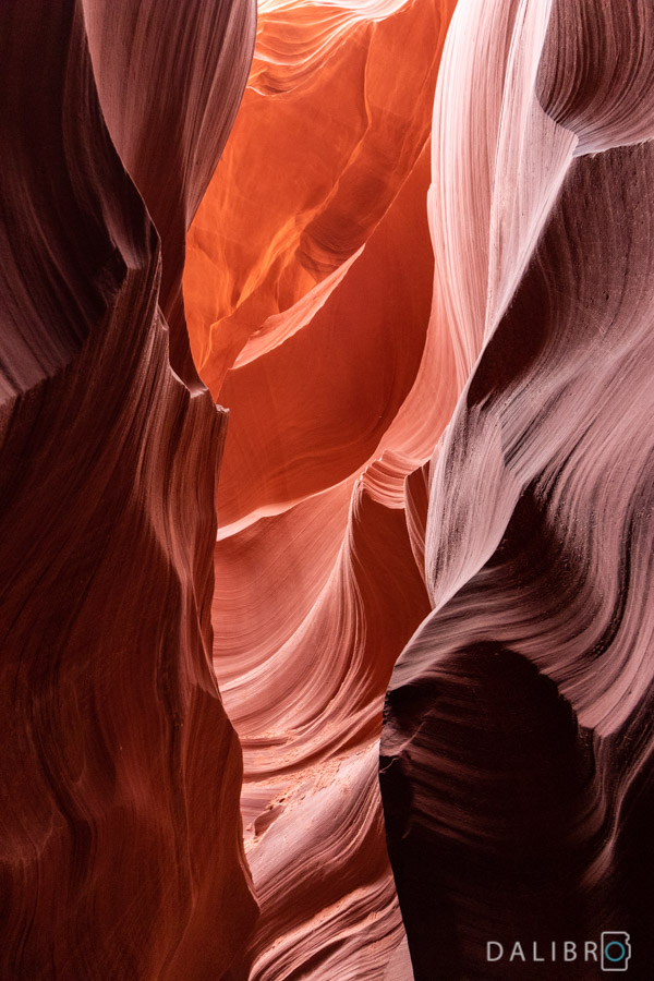 Lower Antelope Canyon offers all shades of orange in all intensities. I edited this image in a way which keeps the colours as realistic as possible.